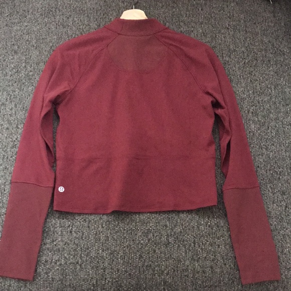 Lululemon Its Rulu Long Sleeve *2020 - Picture 11 of 11